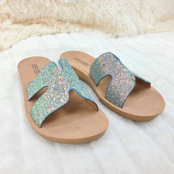 Cape Robbin Blazing Star Aqua & Silver Sandals - Picture 2 of 6